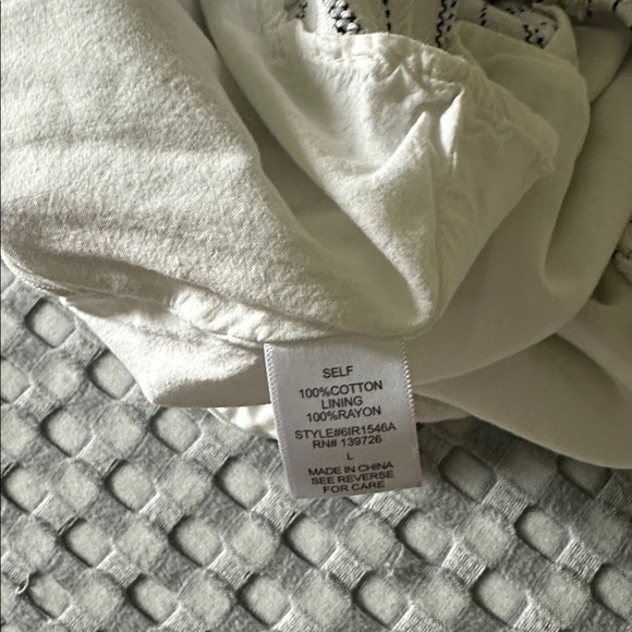 Dainty Hooligan Romper - Picture 7 of 11